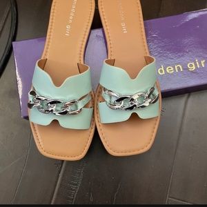 Women sandals